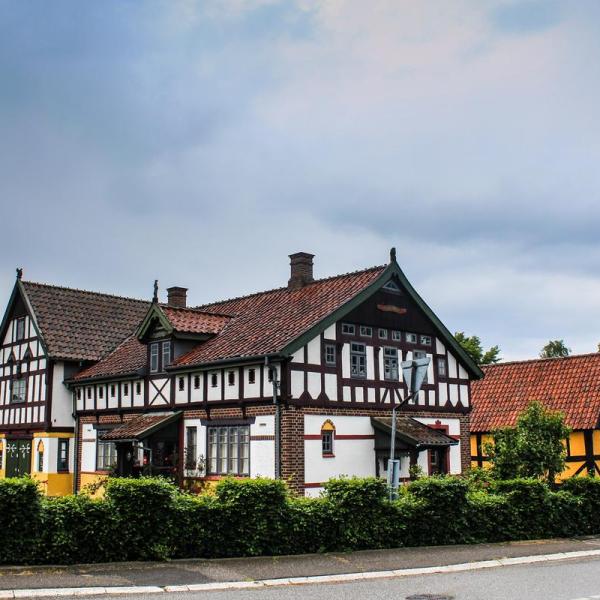 Glud Museum von der Straße aus gesehen