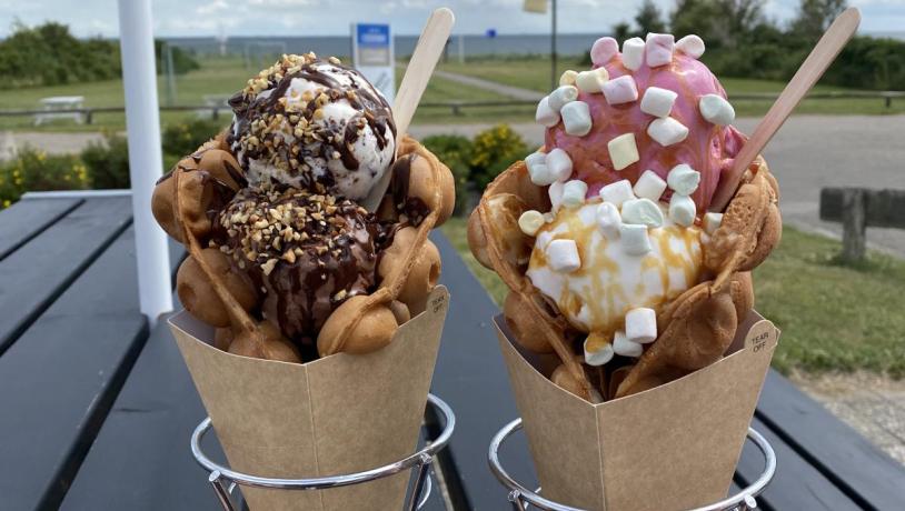 Bubble-Waffeln bei GR'ISERIET auf dem Campingplatz von Hygge Strand in Hølken