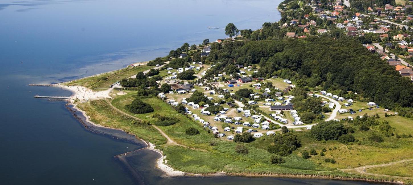 Luftbild von Horsens am Horsens Fjord mit Husodde Strand und Horsens City Camping
