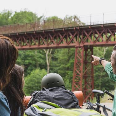 Exkursion an Die wiedergefundene Brücke